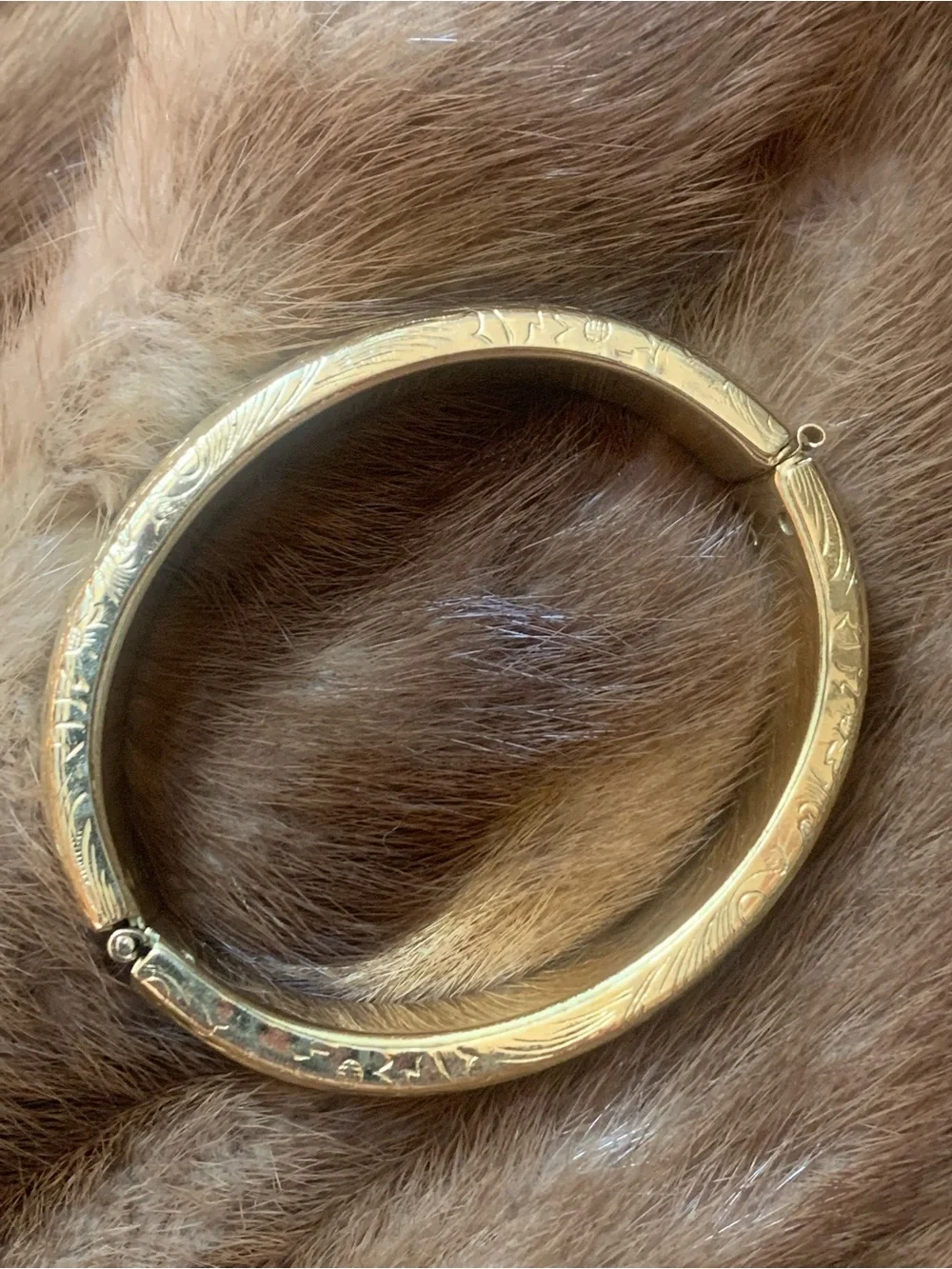 Vintage Gold Tone Hinged Bangle Bracelet  Embossed Floral & Scroll